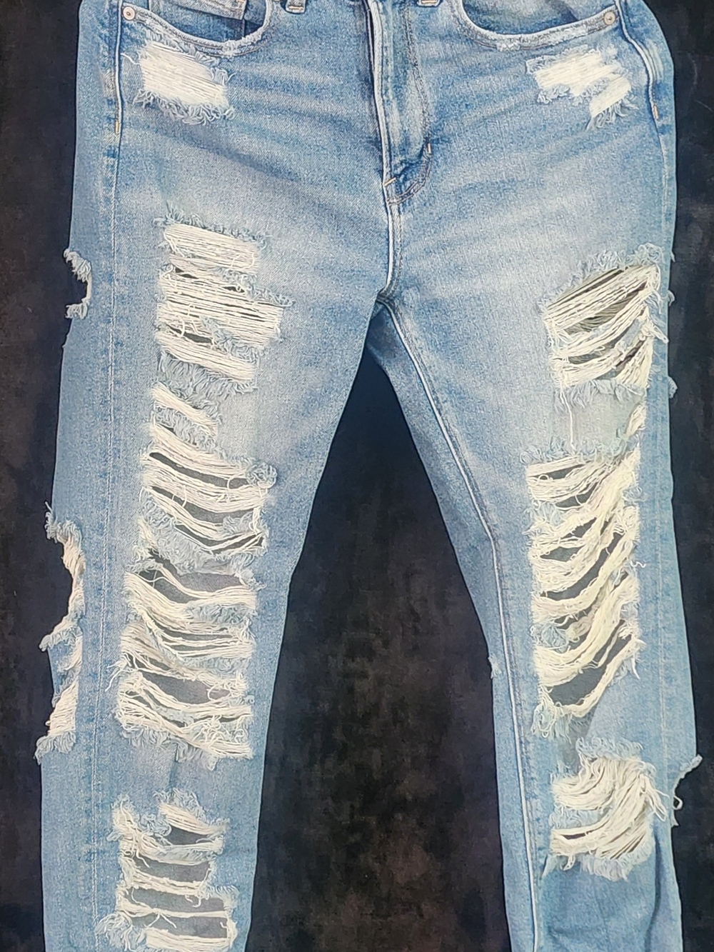 American Eagle Mom Jeans Size 6 Ripped Distressed Light Wash Stretch
